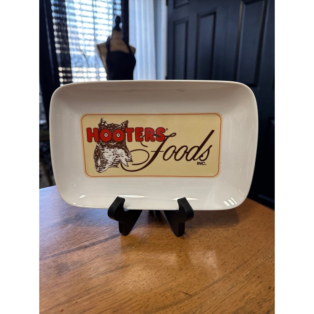 vintage ceramic Hooters Foods restaurant serving platter 9”x 5.5”
